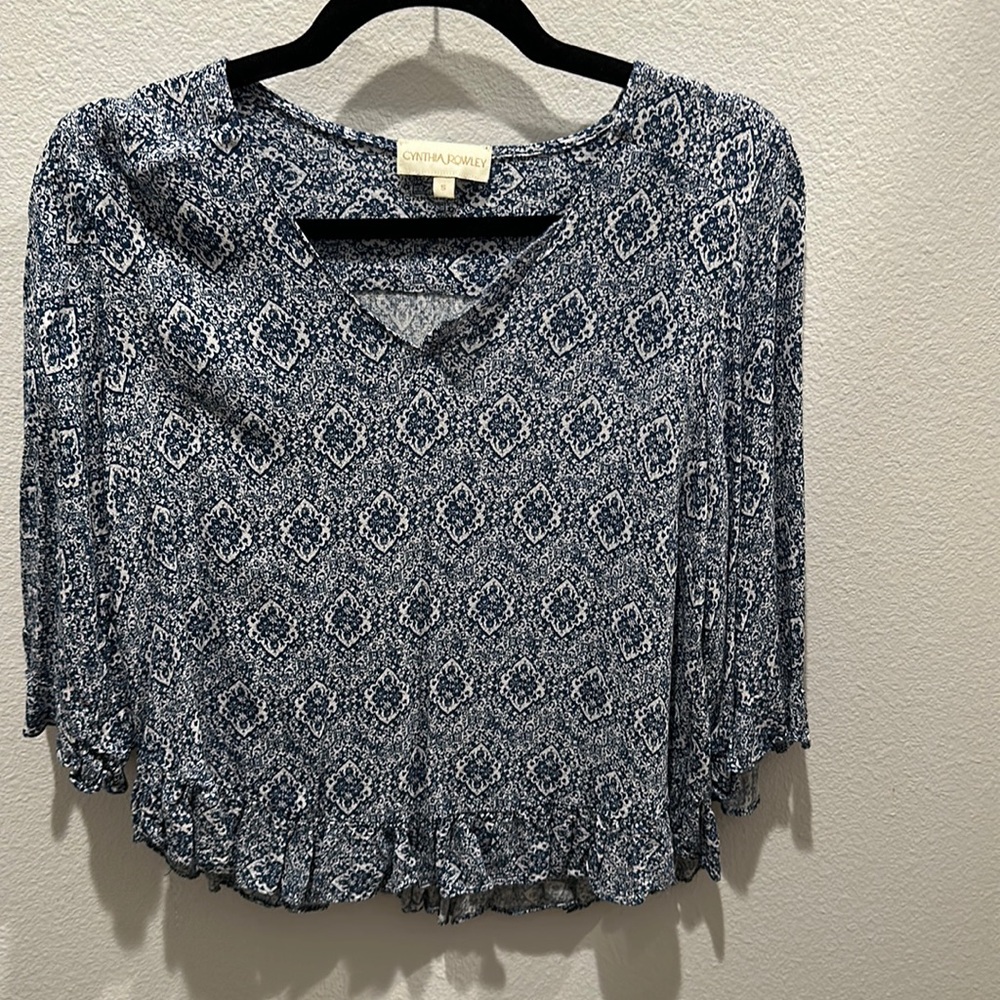 Blue and white printed Cynthia Rowley cropped blouse